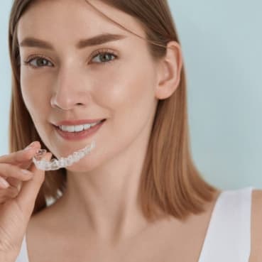 Unsichtbare Zahnspange